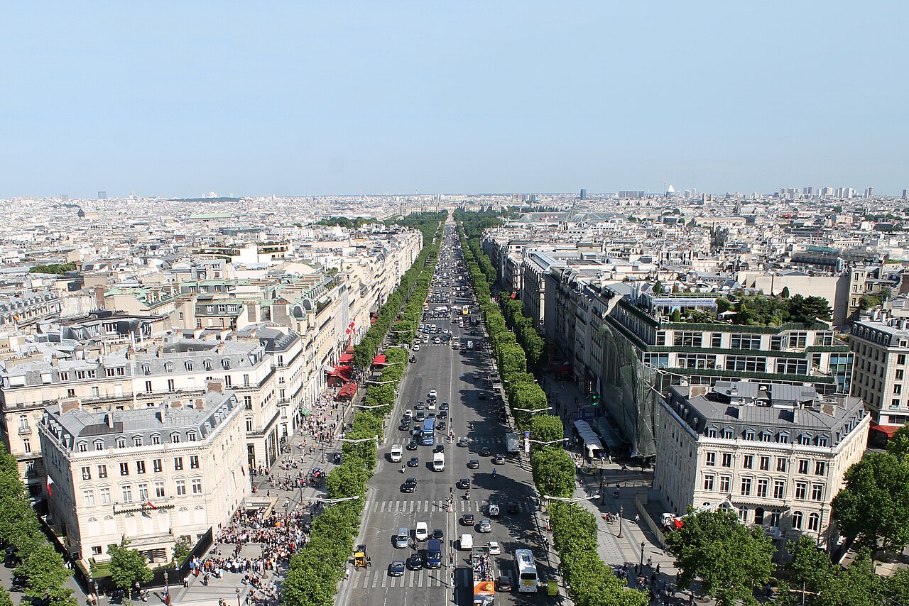 Avenue des Champs-Élysées : 1 910 m, histoire, que voir, accès
