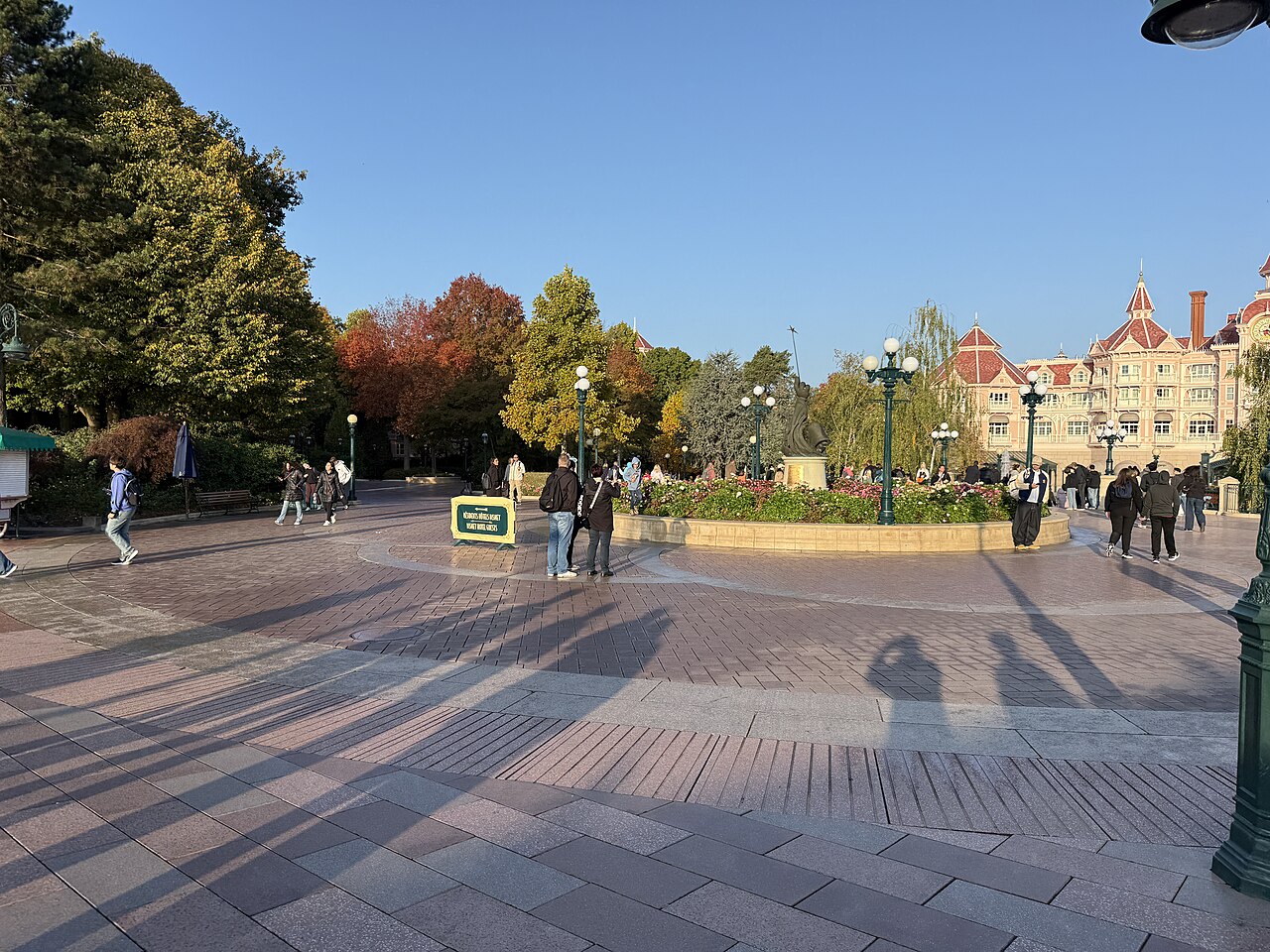 Disneyland Paris : billets, prix, horaires et accès depuis Paris