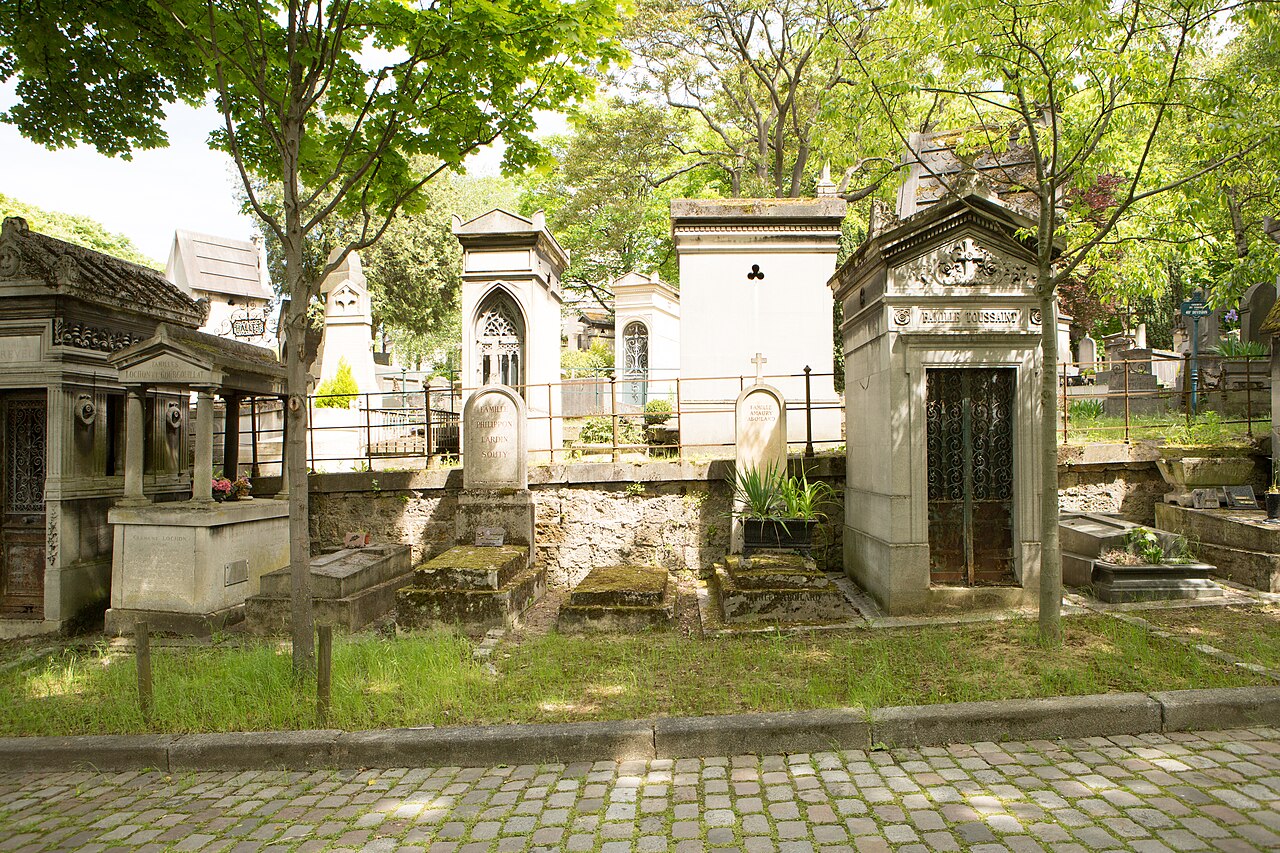 페르라셰즈 묘지: 유명인 묘소와 산책 코스
