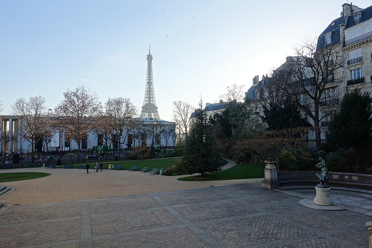 Le square Brignole-Galliera