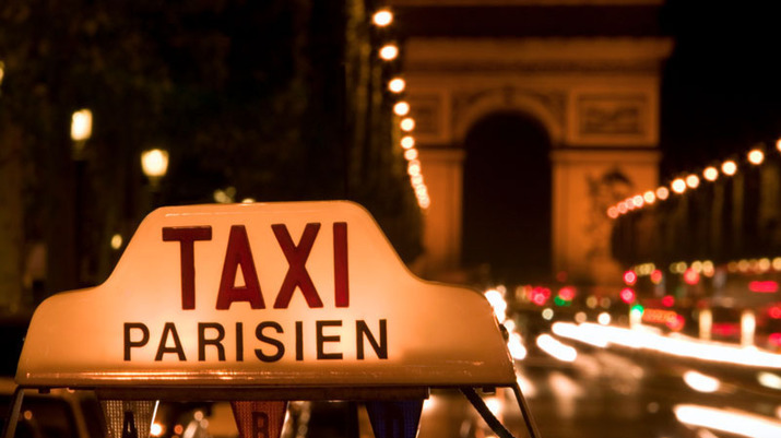 Coger un taxi en París